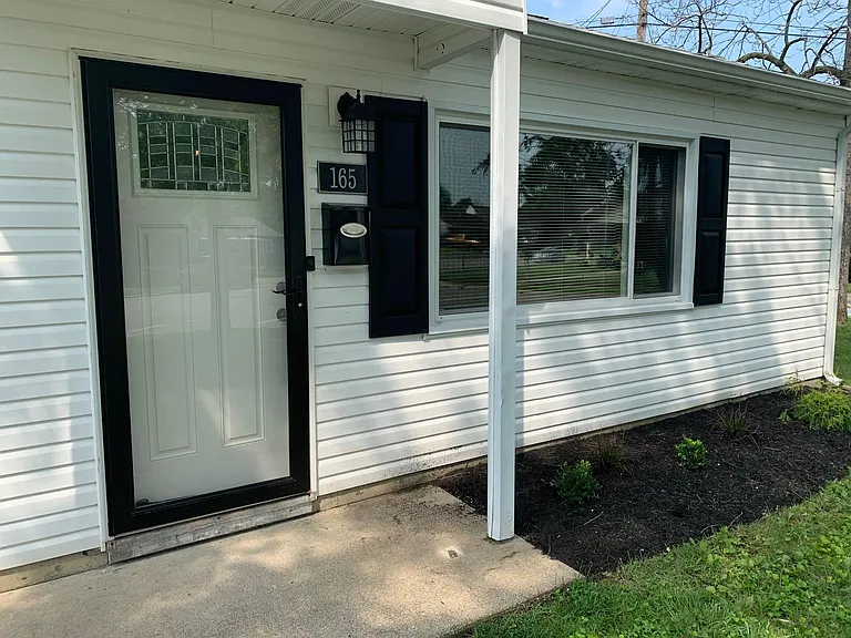 165 Dellwood Dr — Photo 2