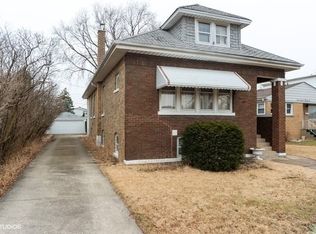 6742 W Byron St, Chicago, IL 60634