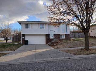 7947 Twin Oaks Rd, Lincoln, NE 68516