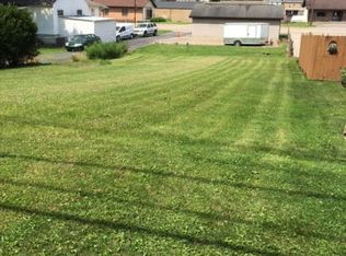 1505 Pleasant Ave, Wellsburg, WV 26070