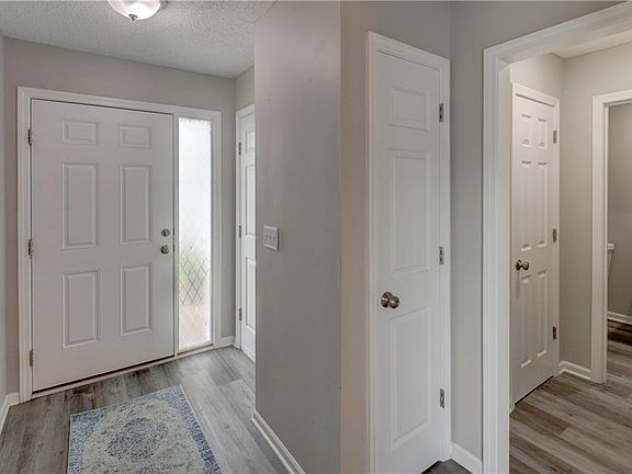 4th image of 13017 Washington Ct
