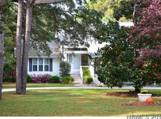 117 Cedar Rd, Pine Knoll Shores, NC 28512