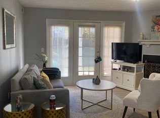 7123 W Friendly Ave APT B, Greensboro, NC 27410