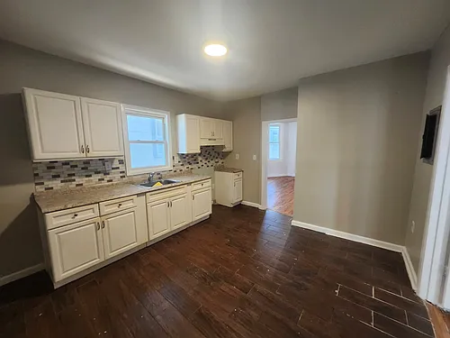 11 New St #1E Photo 1