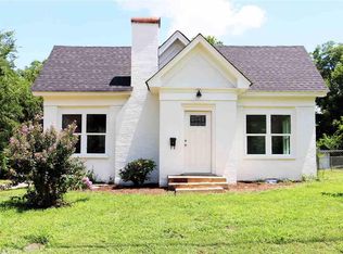 302 N West St, Morrilton, AR 72110