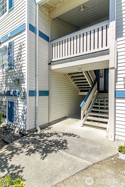 3rd image of 949 Aberdeen Avenue NE #C107