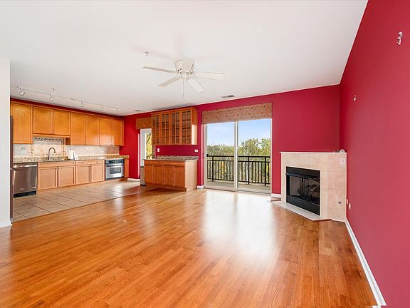 5th image of 1700 Riverwoods Dr APT 517