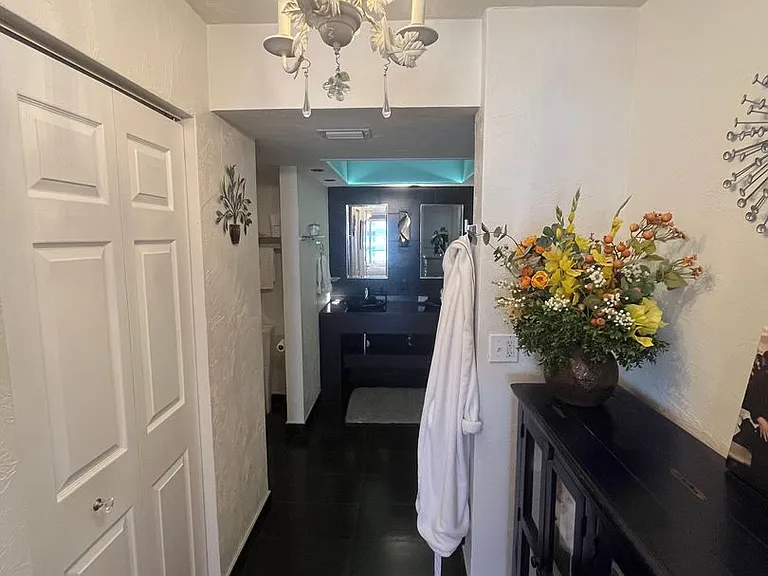1 John Anderson Dr #4050 — Photo 16