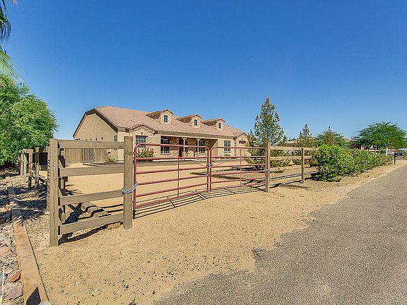 4th image of 3240 E Horse Mesa Trl