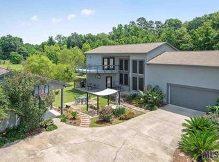 12605 Woodland Hl, Denham Springs, LA 70706
