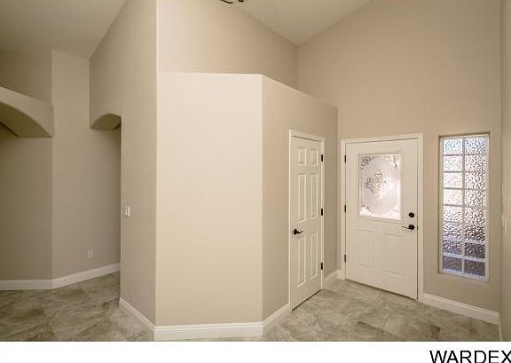 5th image of 2054 E Desert Palms Dr