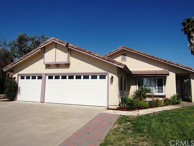 1st image of 25289 Madrone Dr
