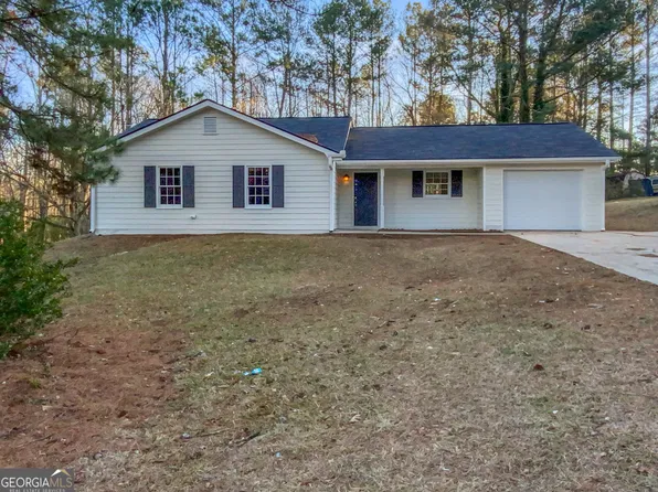 890 Navajo Trl, Covington, GA 30016