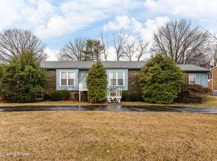 4203 Hayfield Way, Prospect, KY 40059