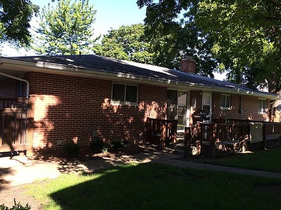 2nd image of 204 N Cherry St