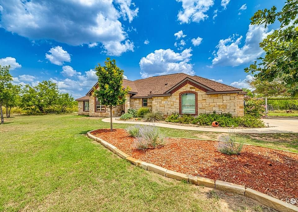 1st image of 3138 Lakota Ln