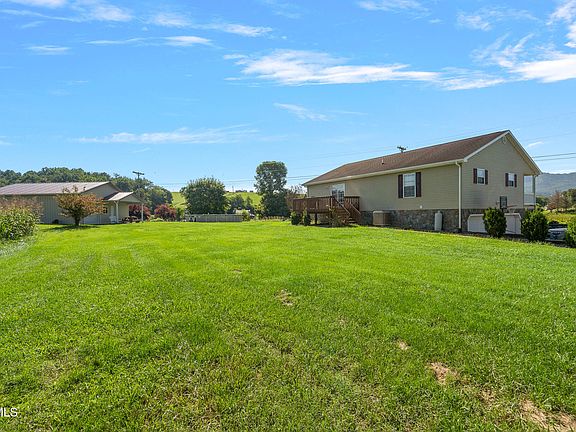 4th image of 1630 Birdwell Mill Rd