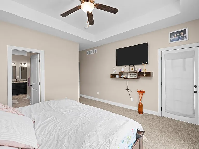 67 Cobblestone Ln — Photo 36