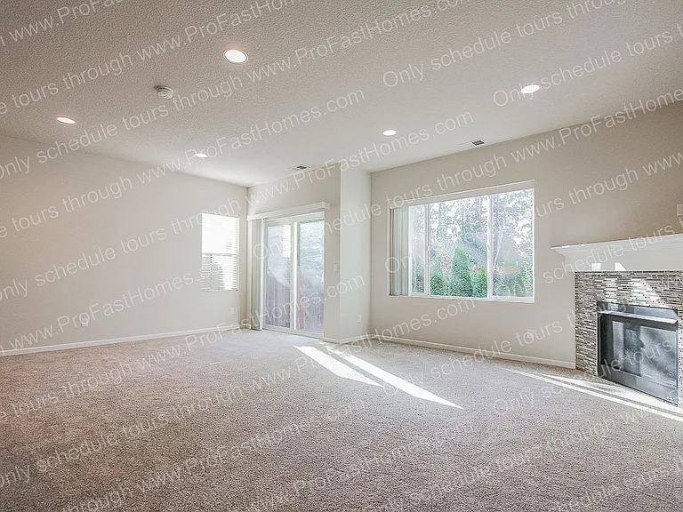 6300 SE Imagine Way — Photo 12