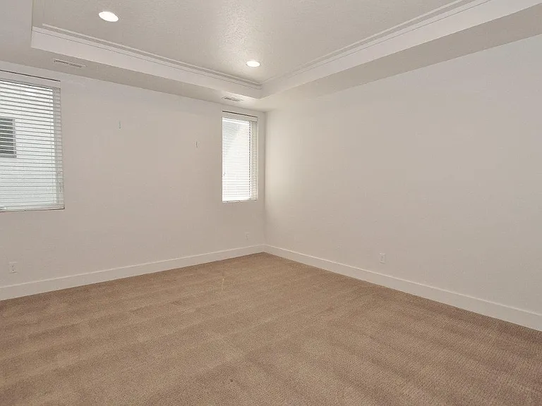 3871 S Eckert Rd — Photo 14