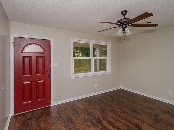 3rd image of 4078 Briarwood Ct
