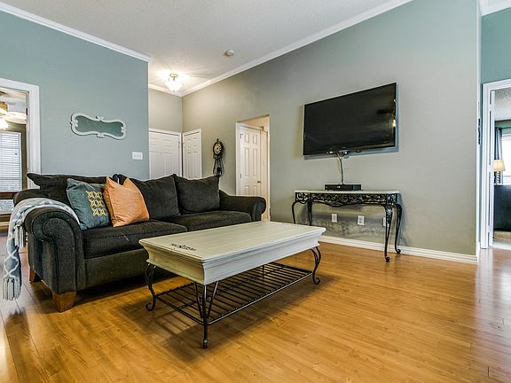 4th image of 5112 Orchard Dr