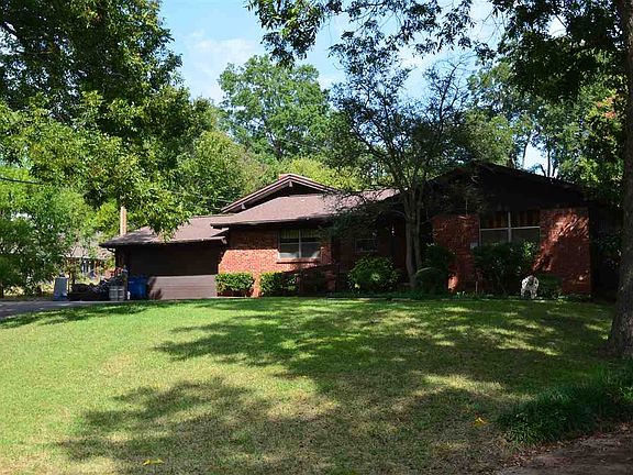 2nd image of 311 S Eyler Ln