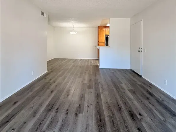 9999 Rio San Diego Dr, San Diego, CA