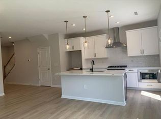 835 Oak Center Dr, Raleigh, NC 27610