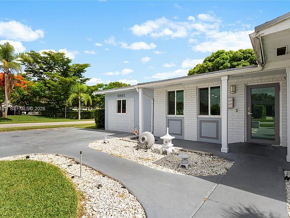 5th image of 8981 SW 127th Ter
