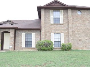727 Crescent Dr, Desoto, TX 75115