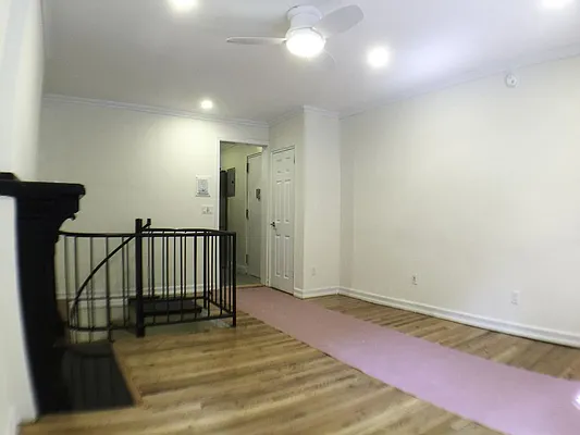 Rented by Francine Realty | media 25