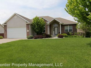 6130 Brookes Way, Manhattan, KS 66502