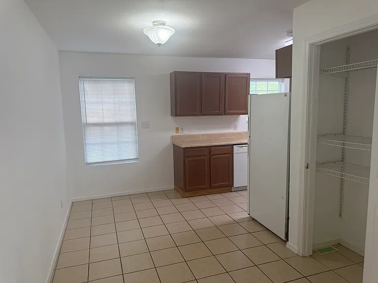 234 Adcock Rd #J — Photo 11