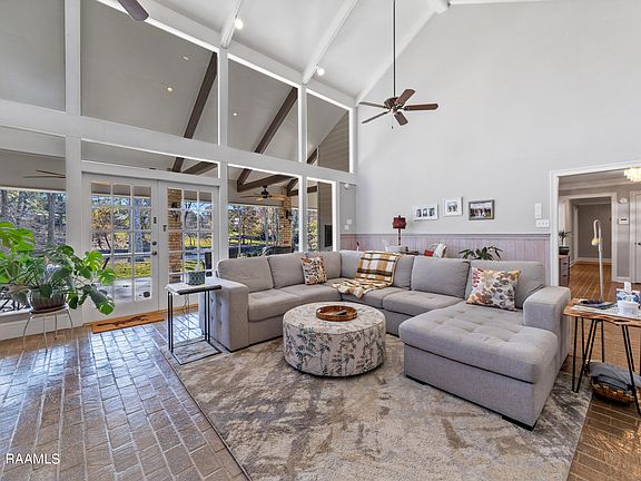 5th image of 108 Water Oaks Dr