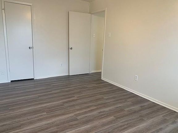 4th image of 2812 Eddie Pl #2812