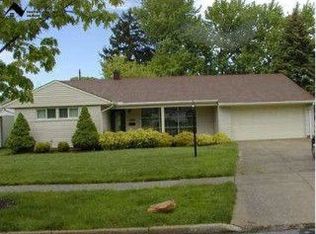 10002 Elsetta Ave, Parma Heights, OH 44130