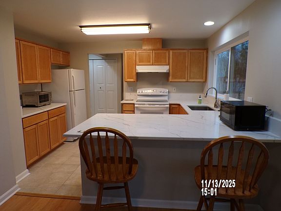 5th image of 1238 SE Goodnight Ave
