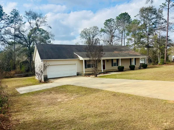 1610 Sikes Rd, Douglas, GA 31533