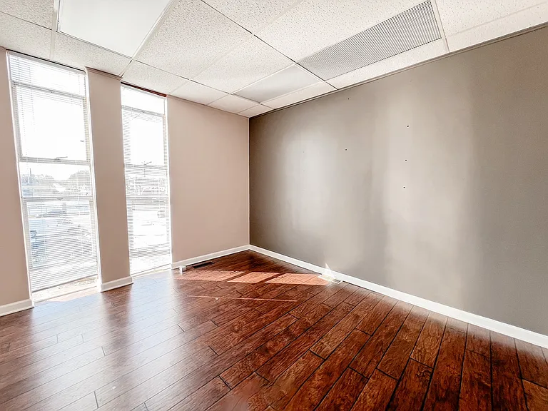 555 S Schuyler Ave #280 — Photo 3