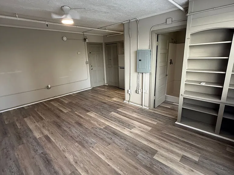 The Flats at Jackson Square — Photo 15