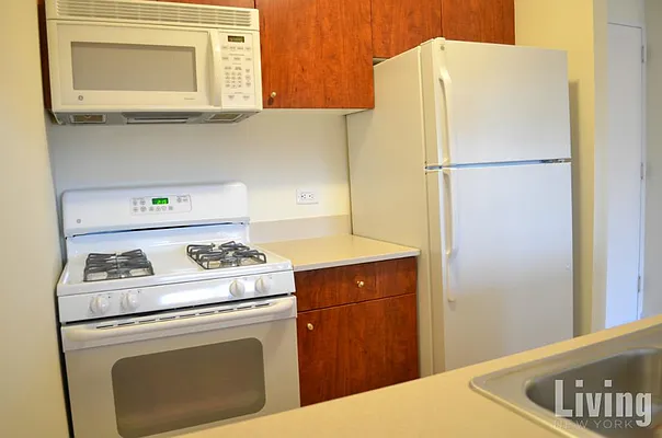 Rented by Living New York | media 38