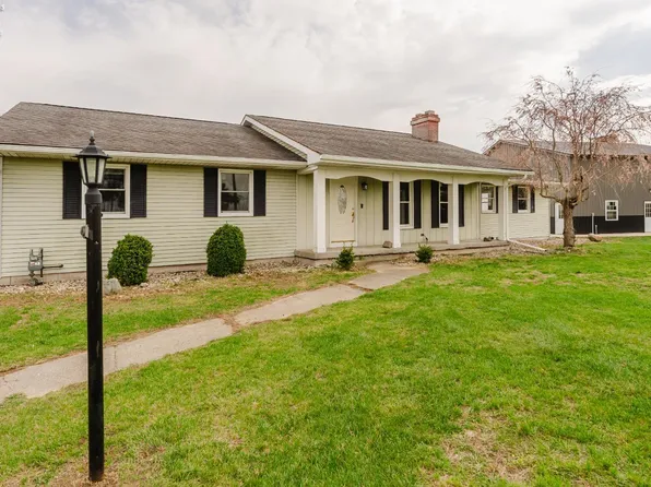 4405 Limerick Rd, Clyde, OH 43410