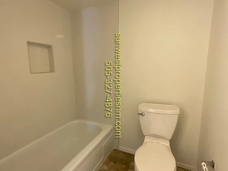 2203 N Tucker Ave — Photo 7