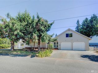 120 Pioneer Dr, Burlington, WA 98233