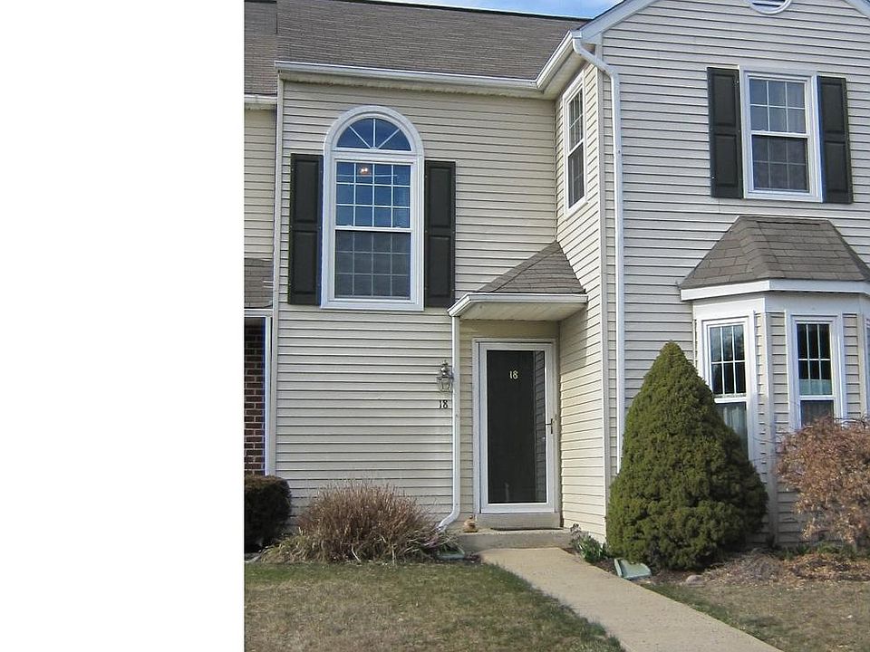 1st image of 18 Village Dr