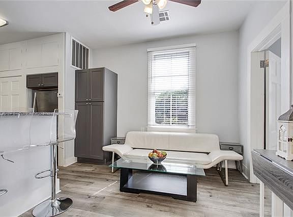 2nd image of 5511 Magazine St APT 3