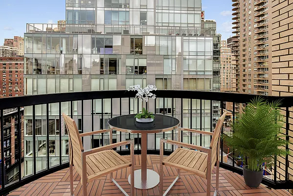 Rented by Compass | media 4