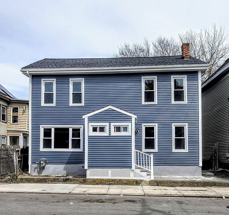 1st image of 15 Bunkerhill St