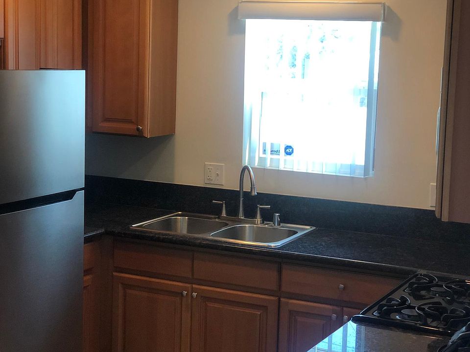 kitchen with gas stove and oven